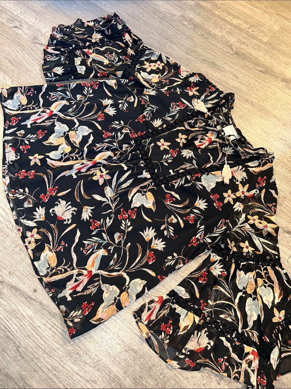 Maeve Anthropologie Bird Floral Print Boho Peasant Blouse Top Black 1X Tassel